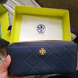 Tory burch wallet